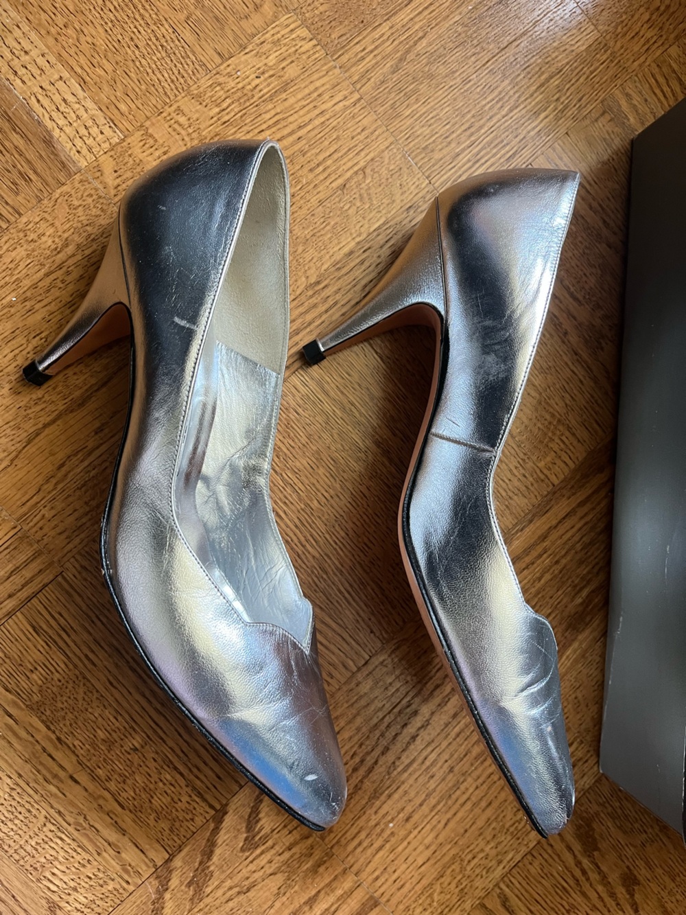 Bally Silver Metallic Leather Pointed Pumps | Size 8 AA - Picture 6 of 14